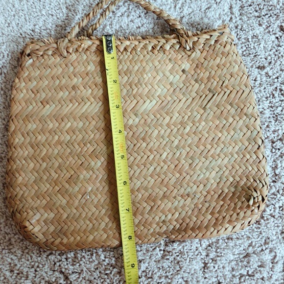 Flat Rattan bags. Set of 2 - Picture 12 of 14